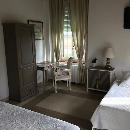Domaine Du Manoir Bed & Breakfast Les Avenières Dış mekan fotoğraf