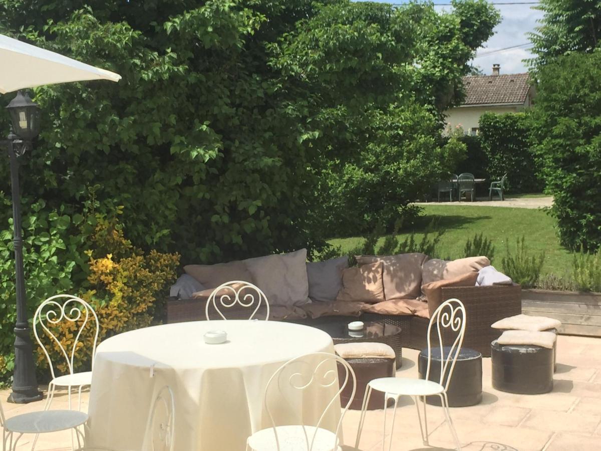 Domaine Du Manoir Bed & Breakfast Les Avenières Dış mekan fotoğraf